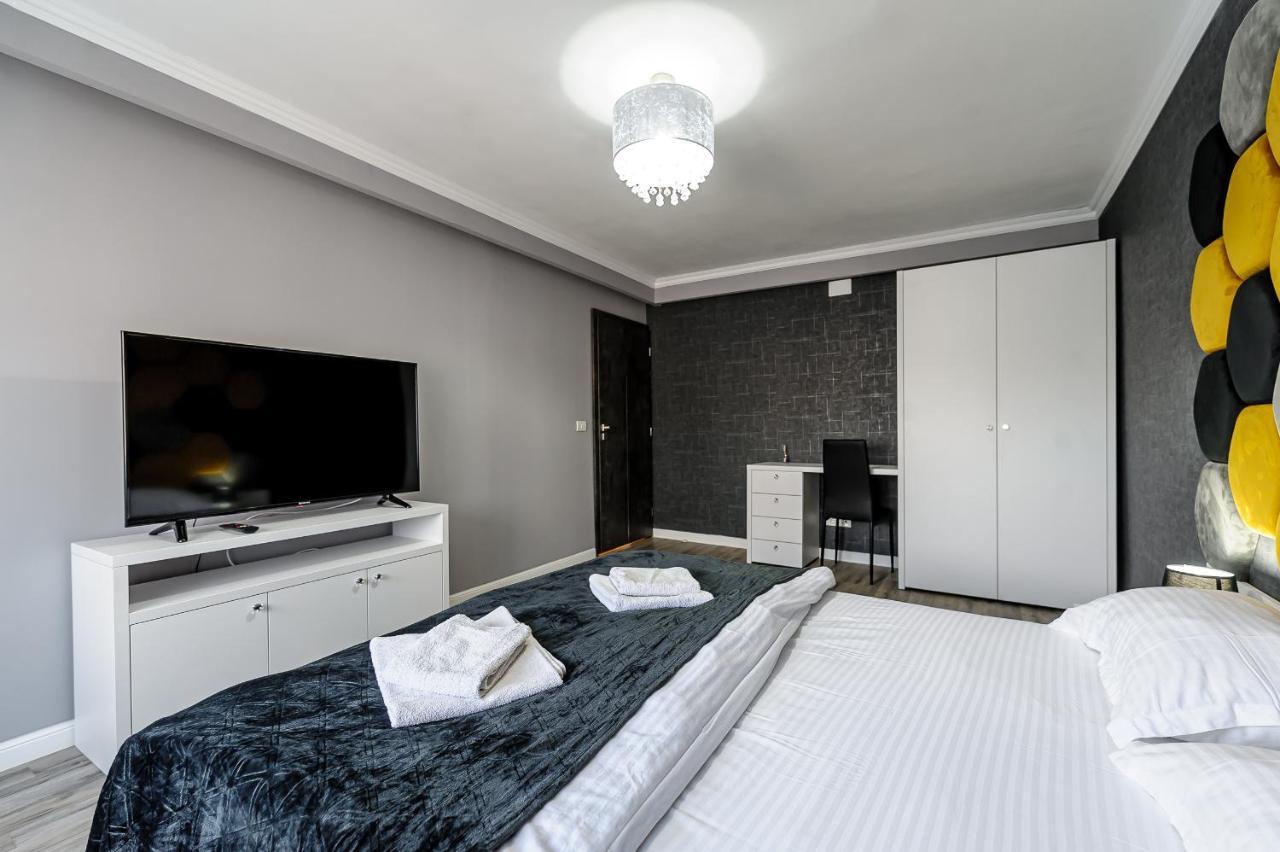 Feeling Home Apartment Арад Екстер'єр фото